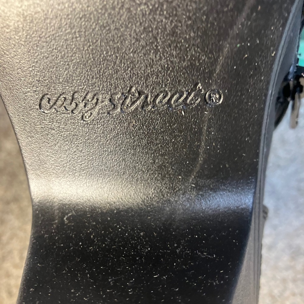 Easy Street Fritzi Black Ankle Boots Womens 6W Comfort Wave Bootie NIB Orig $75 - Picture 9 of 13
